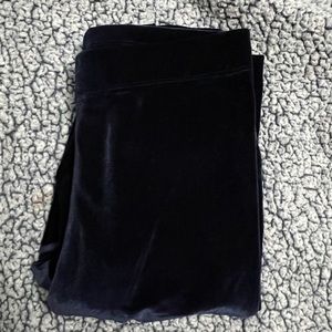 Fabletics dark blue velvet leggings, size medium, very soft and smooth